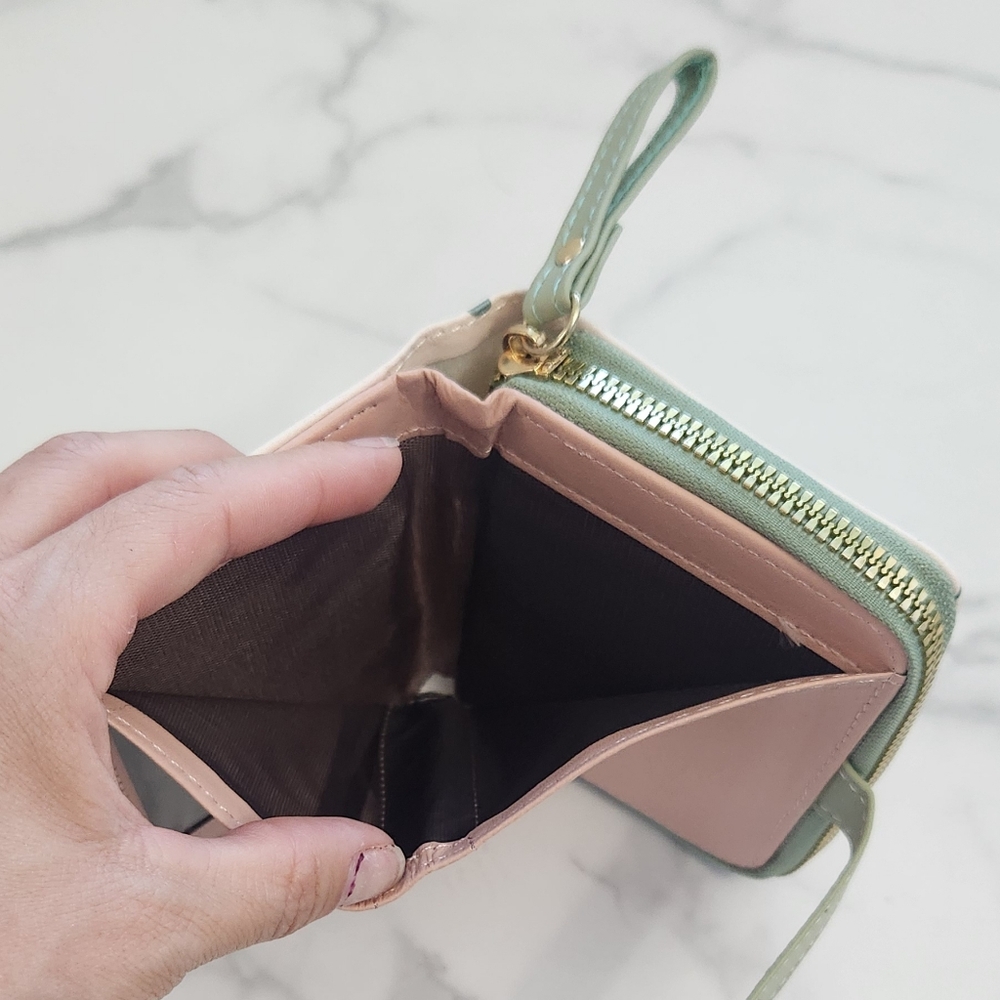 Whimsical Cat Print Mini Wallet Green & White PU Leather • Wristlet Card Hol - Picture 9 of 15